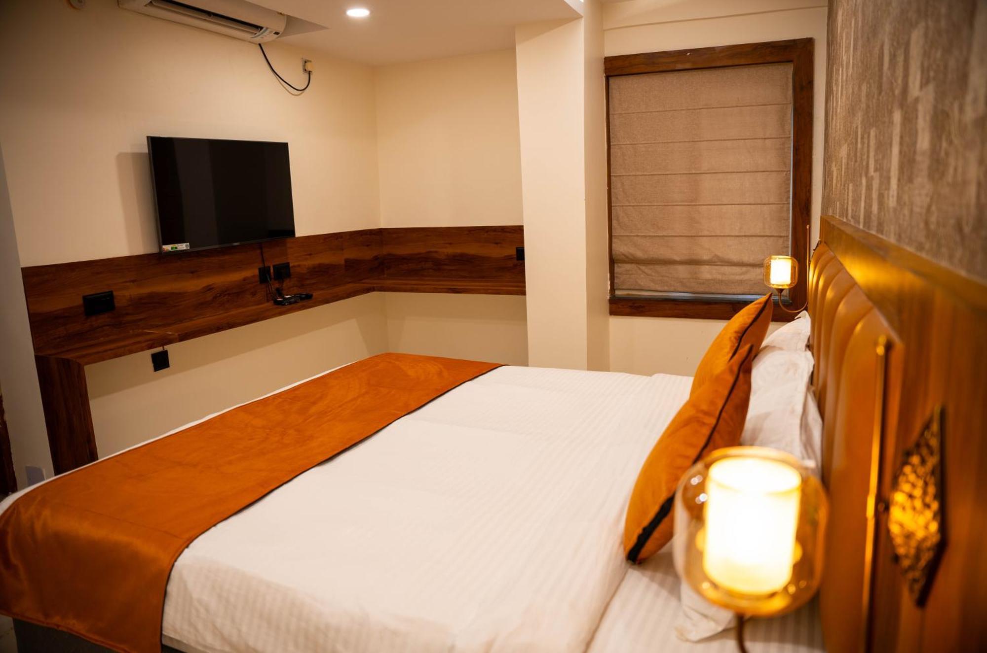 Hotel Orange Bhubaneswar Exterior foto